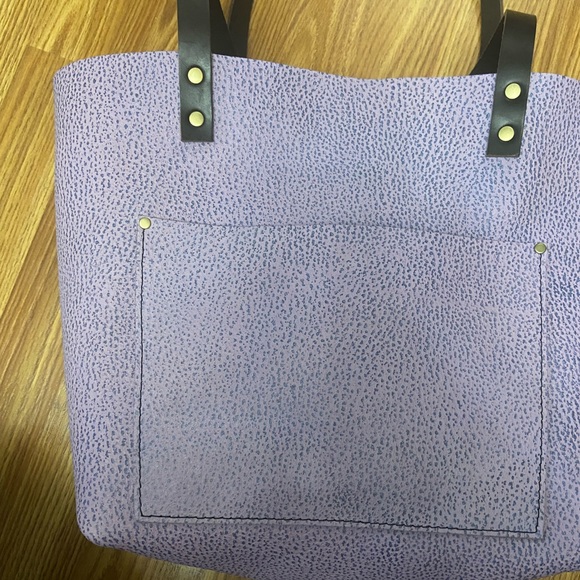 Portland Leather Goods large classic tote in Lilac - Picture 2 of 12